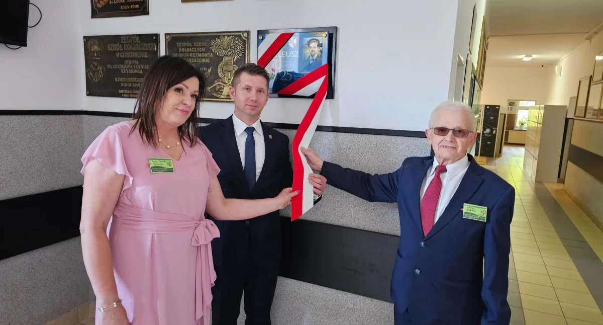 Szkoły - edukacja, Zjazd Absolwentów Czartajewie - zdjęcie, fotografia